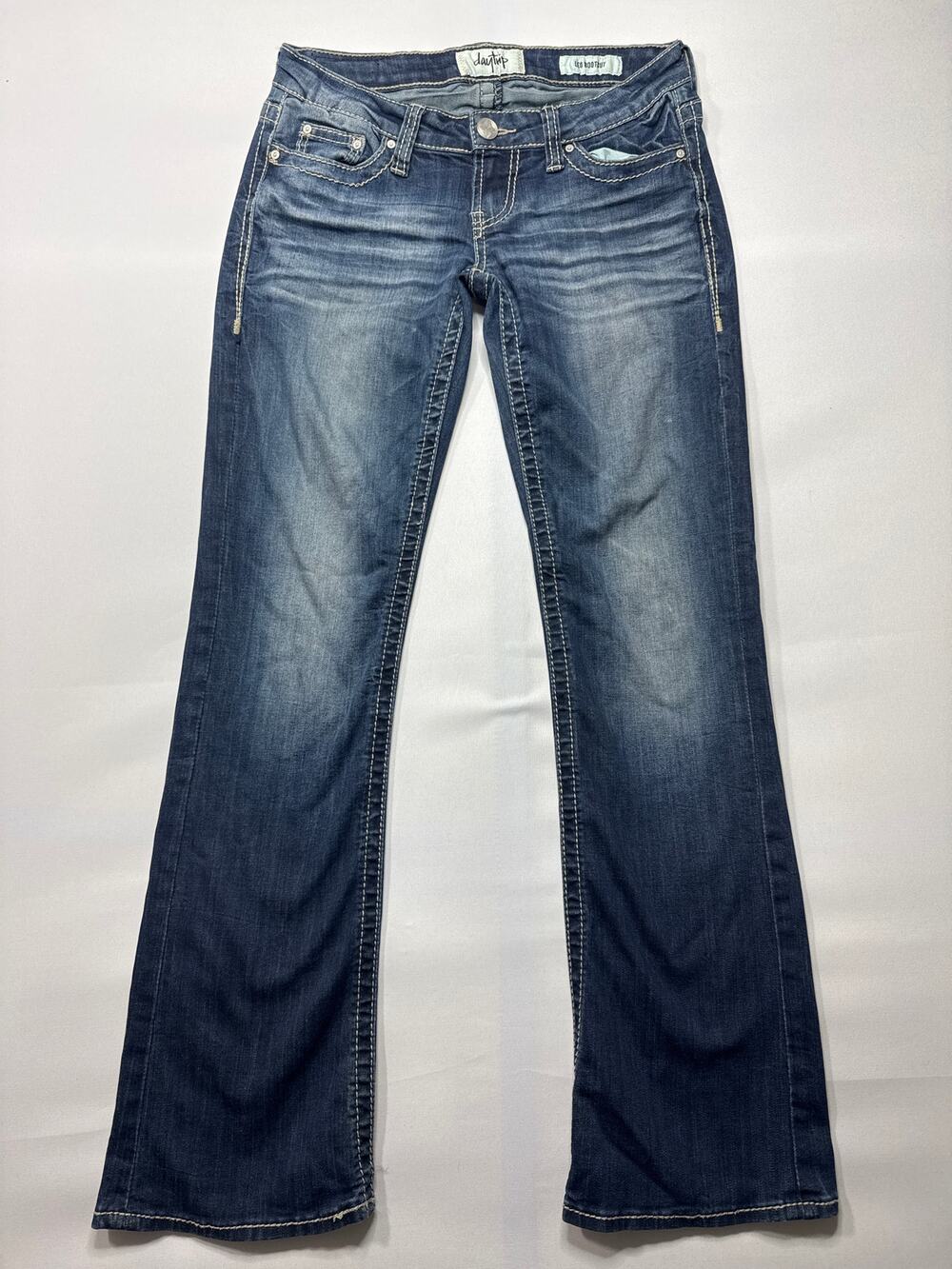 Daytrip Women's Leo Bootcut Blue Jeans - Size 25R (28x30.5)